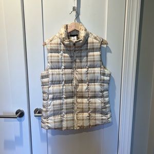 Patagonia women’s vest L plaid exc condition